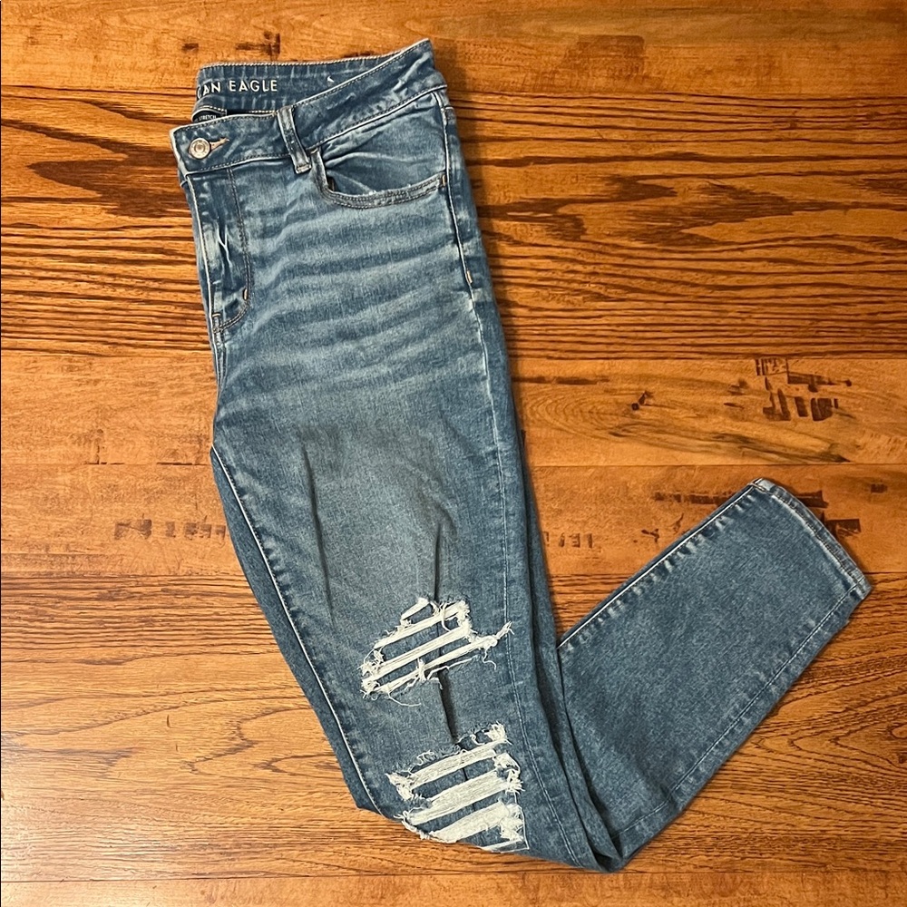 American Eagle Outfitters Women's Distressed Jeggings